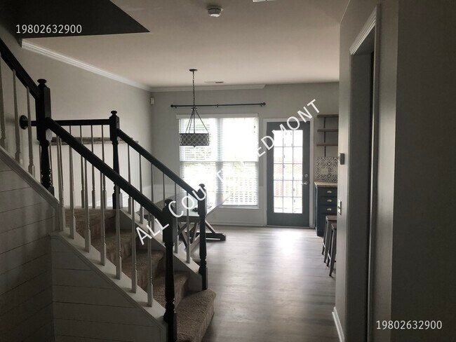 Building Photo - 672 6th Baxter Crossing