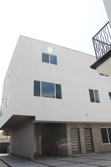 Building Photo - 5244 Tilden Ave