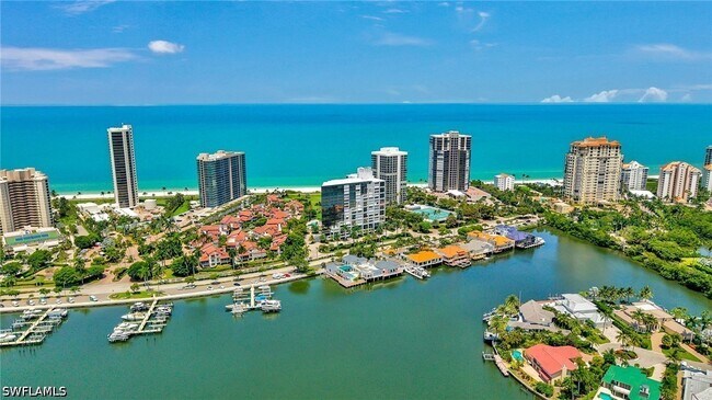 Building Photo - 4751 Gulf Shore Blvd N
