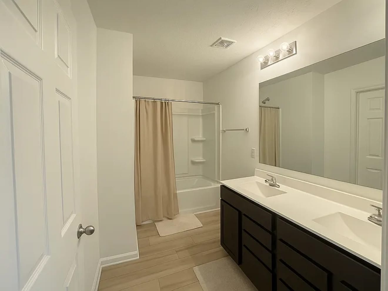 Building Photo - 4378 Ashworth Ln