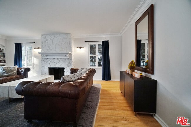 Building Photo - 1272 Ridgeley Dr