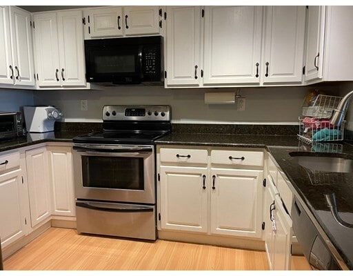 Building Photo - 500 Colonial Dr