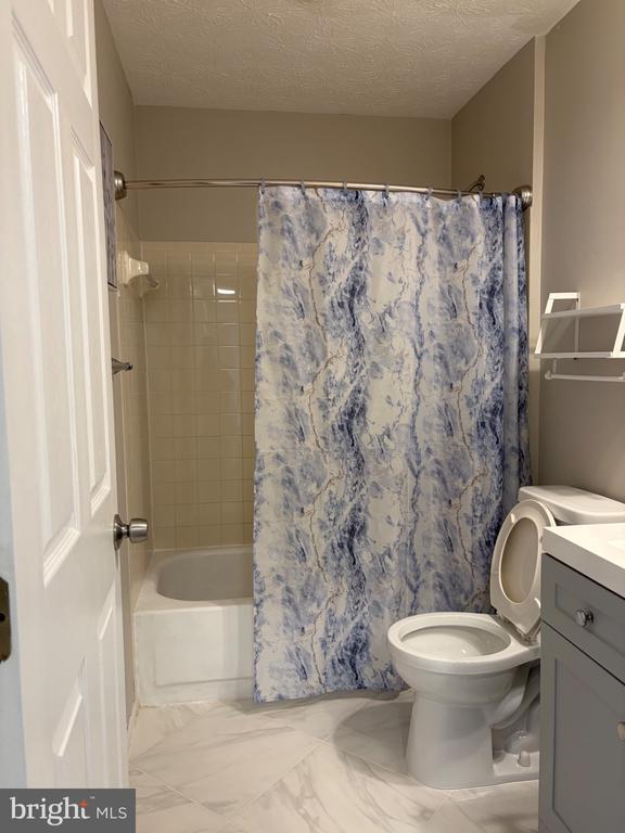 Building Photo - 2117 Cross Trails Rd