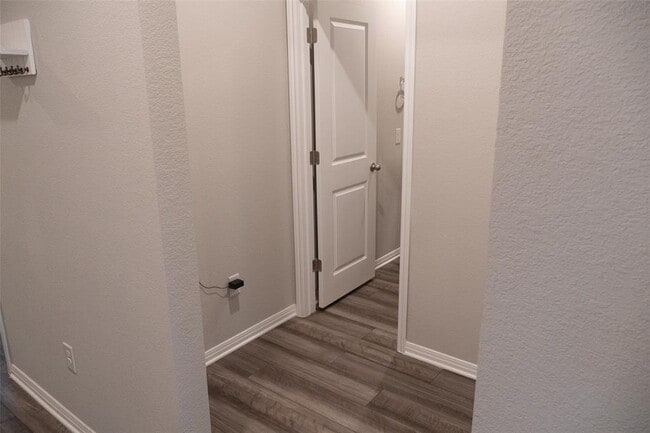 Building Photo - 14605 Allard Dr