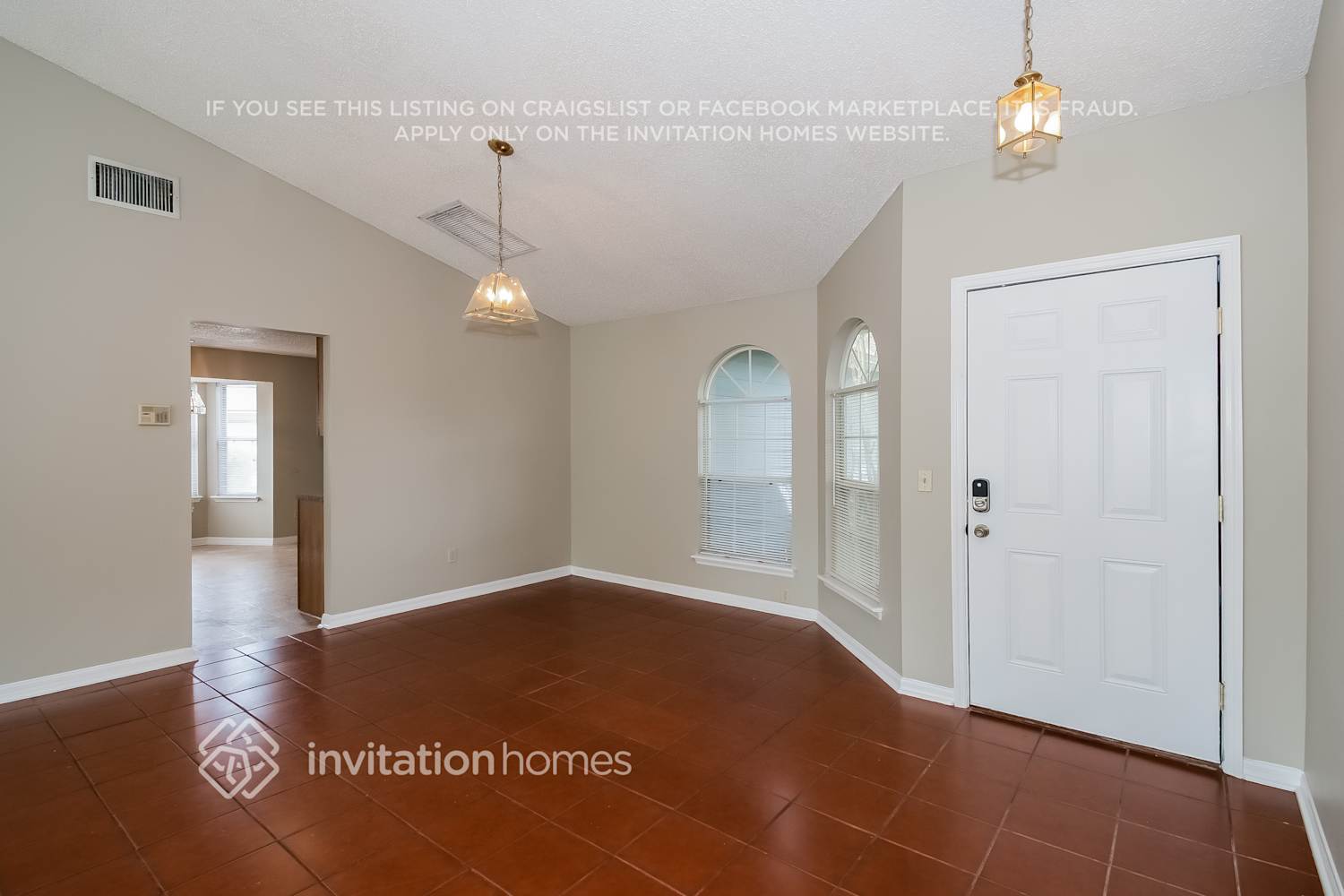 Building Photo - 7736 Rockridge Dr W
