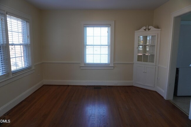 Building Photo - 1203 S Main St