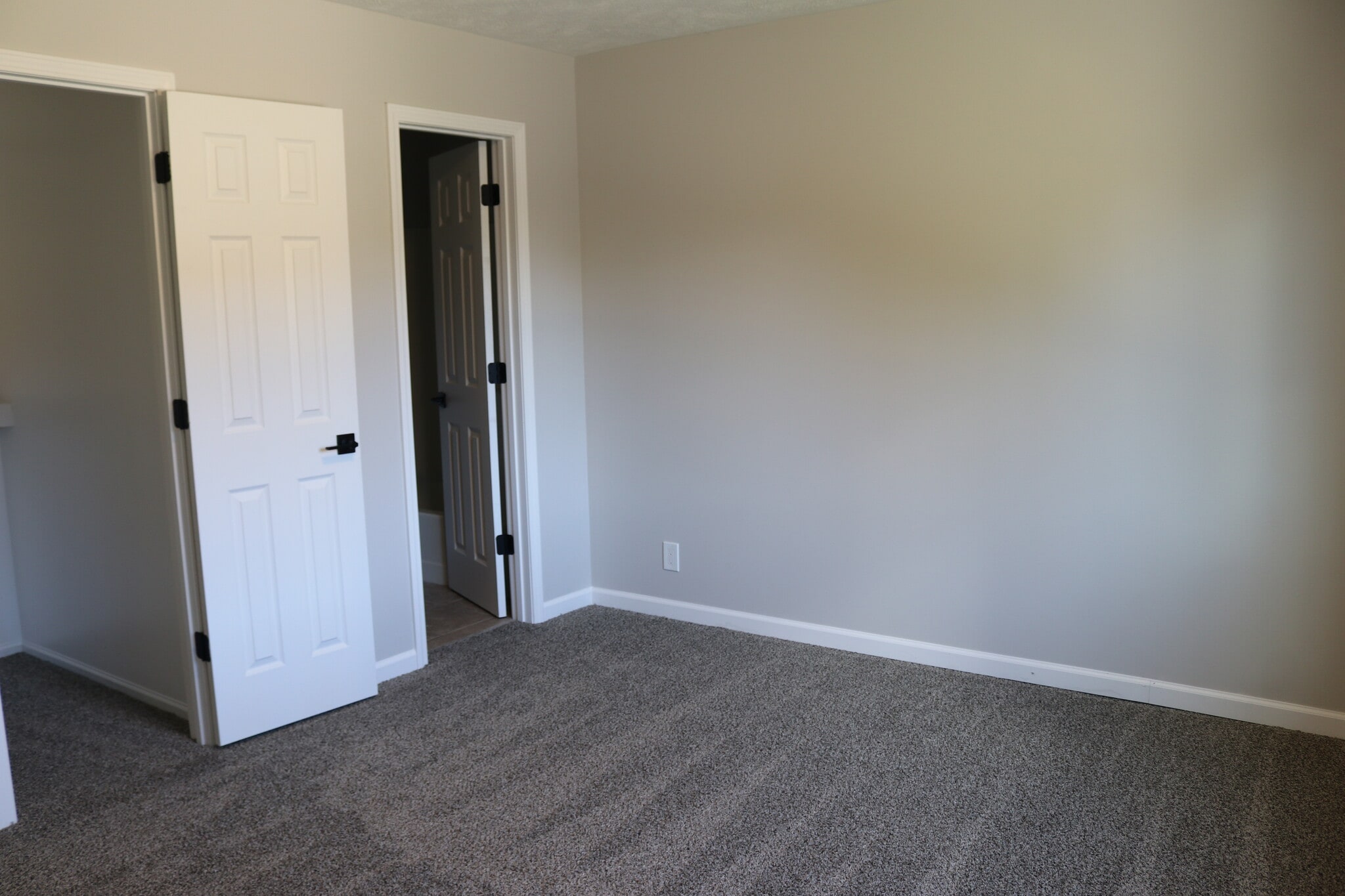 Building Photo - 2202 N 150th Ave