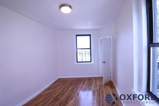 Building Photo - 1 bedroom in Queens NY 11354