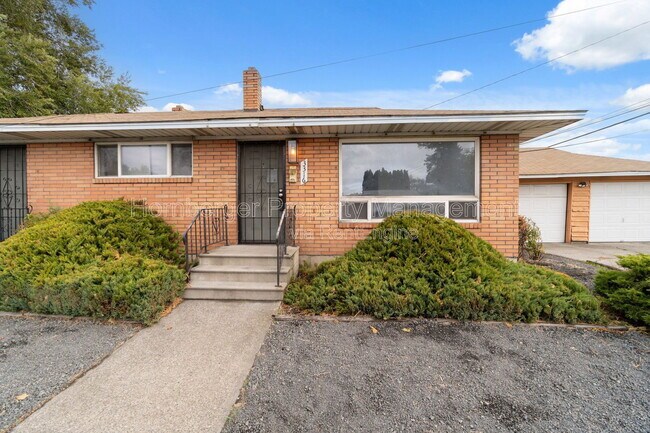 Building Photo - 3316 N Nevada St