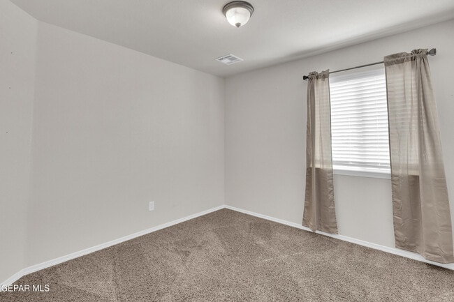 Building Photo - 11474 Dawn Vw Rd