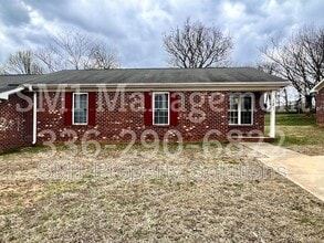 Building Photo - 121 Thomas St