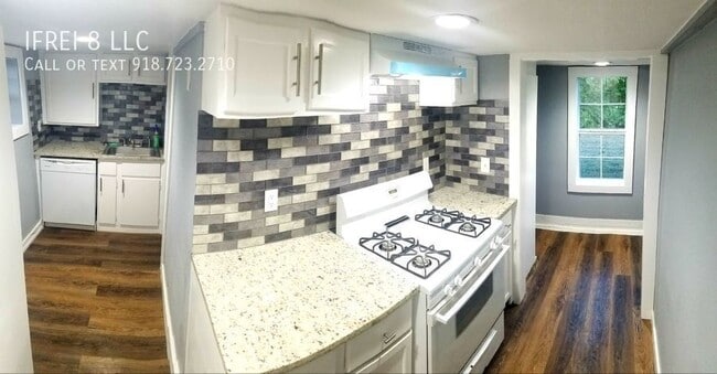 Building Photo - 415 E Oklahoma St