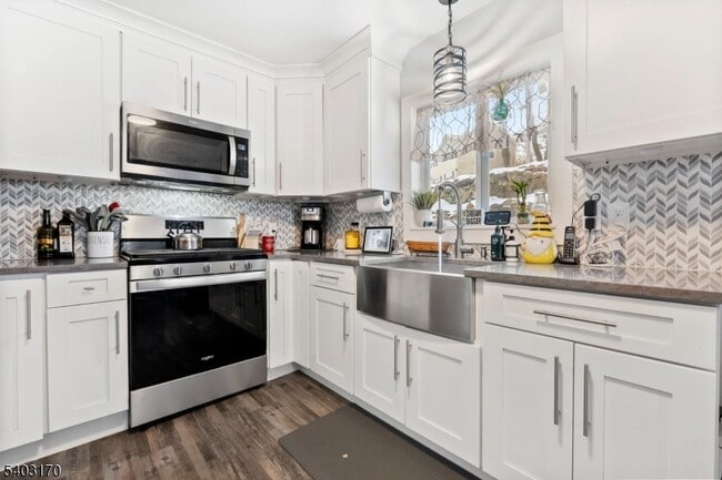 Building Photo - 49 Cliffside Trail