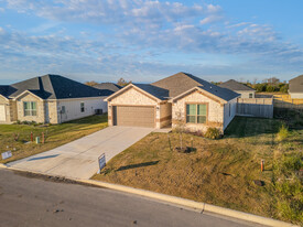 Building Photo - 1016 Campbelton Dr