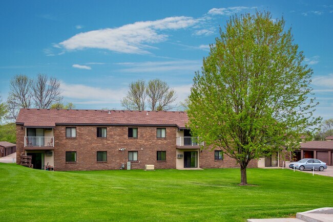 Floorplan - Laurel Place Apartments