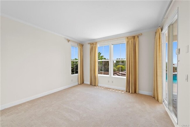 Primary Photo - 28 Coral Reef