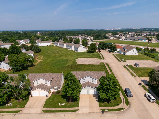 Building Photo - 3517 Prescott Dr