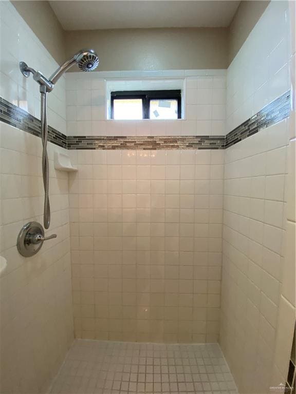 Building Photo - 44 Paseo Encantado