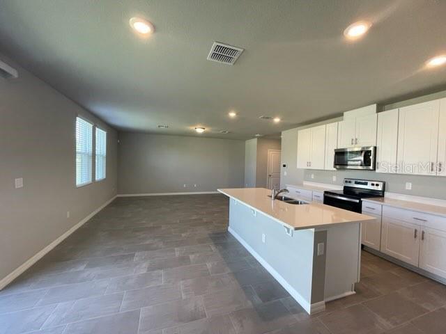 Building Photo - 3314 Fresno Pl