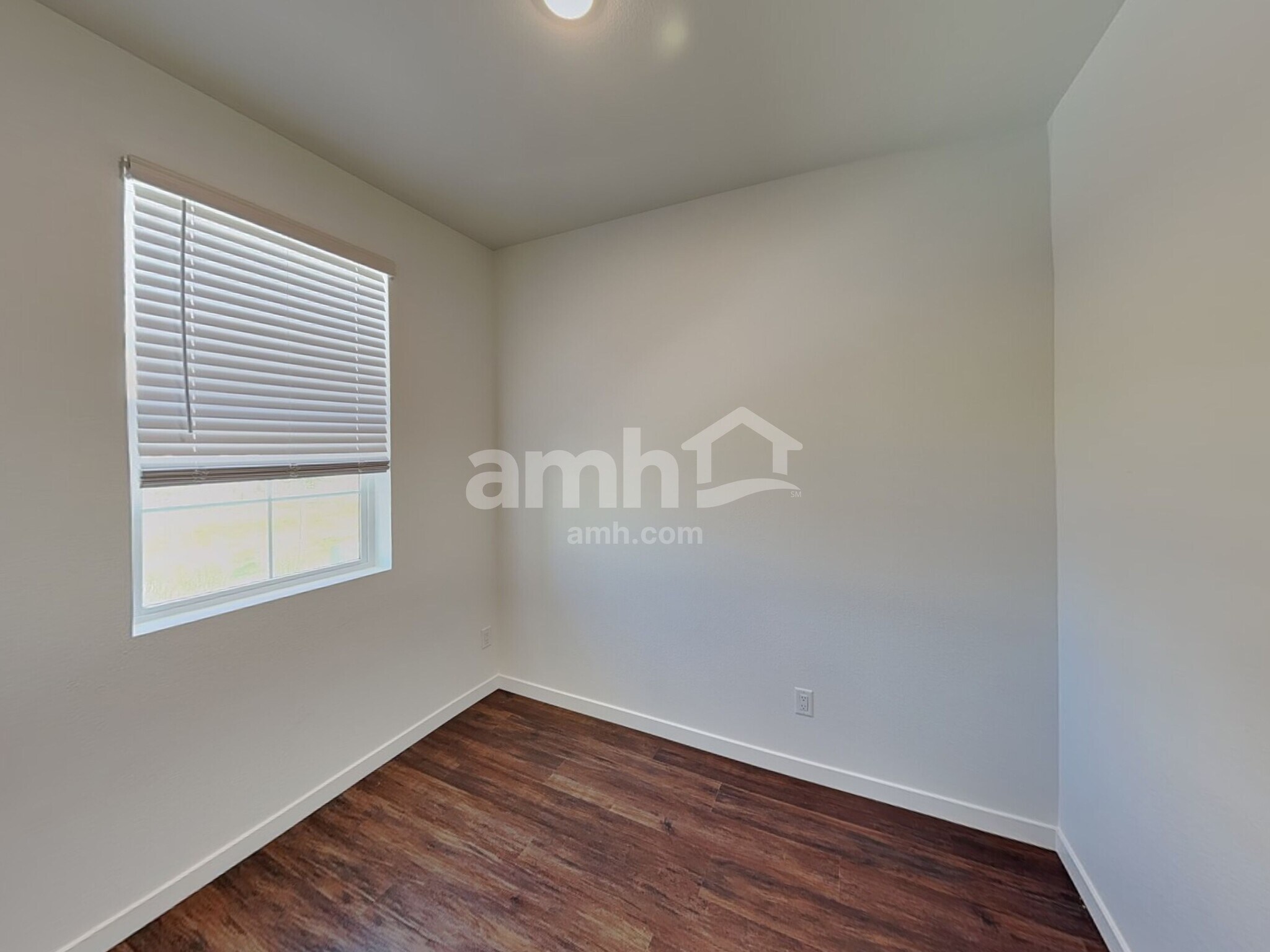 Building Photo - 23584 E 2nd Pl