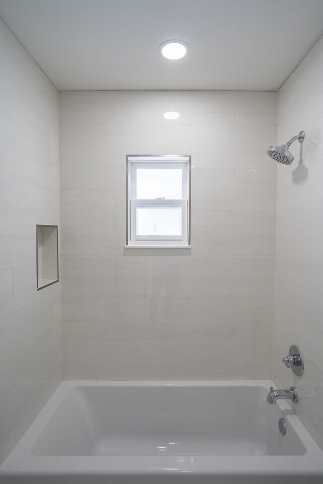 Building Photo - 4107 Miller Dr