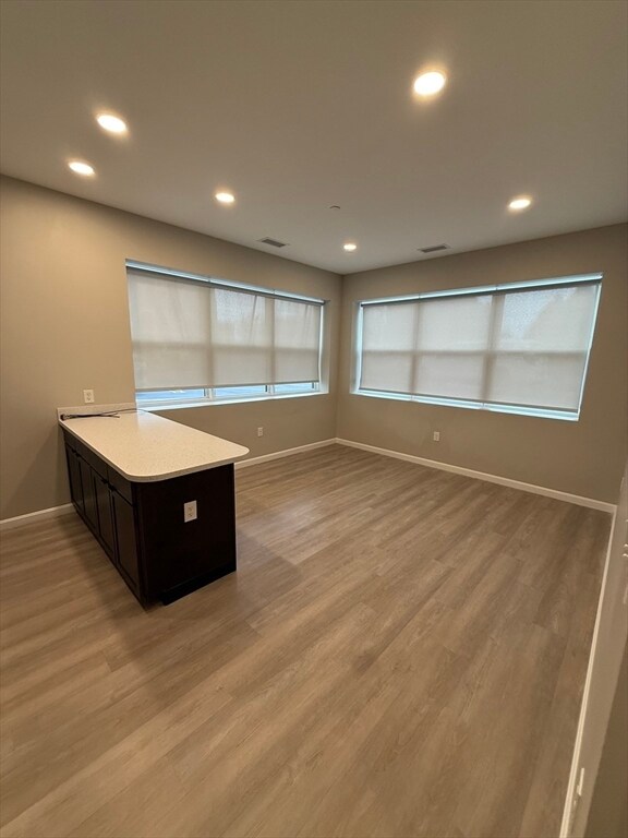 Building Photo - 6 Chatham St