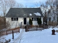 Building Photo - 59 Lakeview Dr