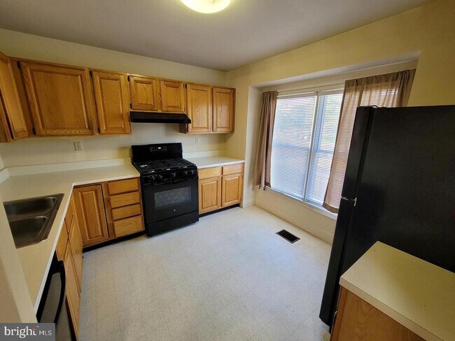 Building Photo - 12441 Turtle Dove Pl