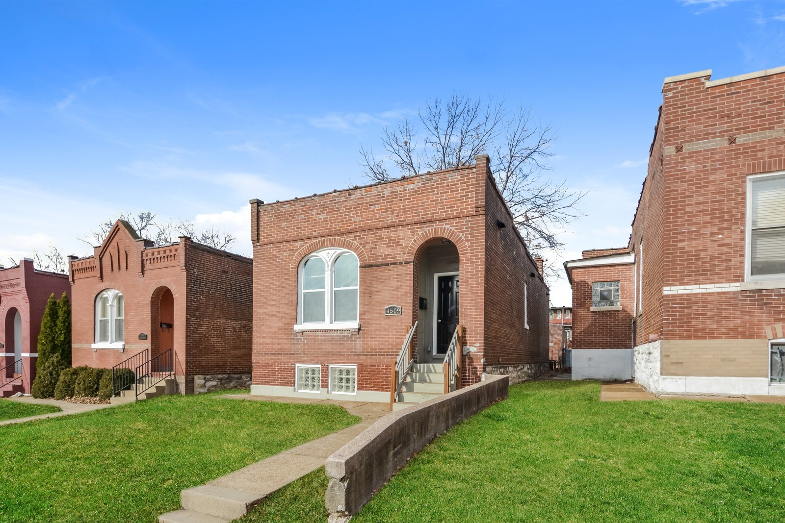 Building Photo - 4509 Alaska Ave