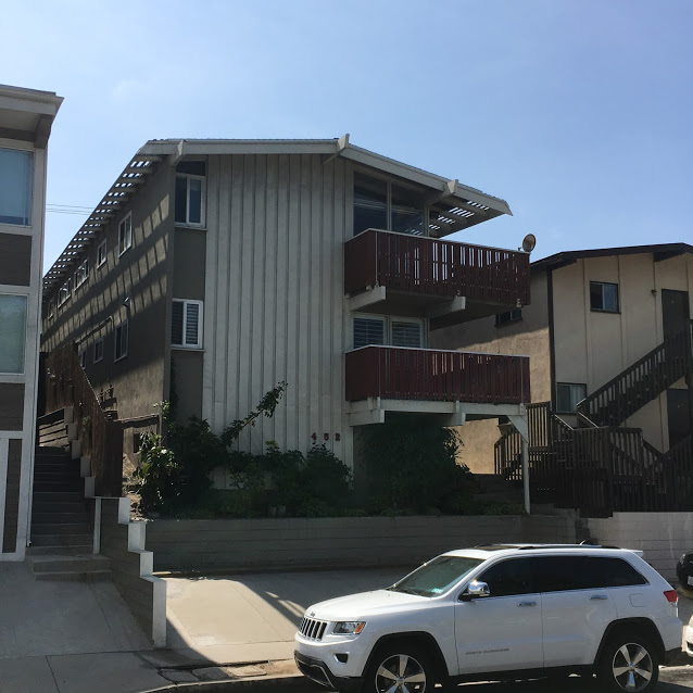Building Photo - 452 Rosecrans Ave