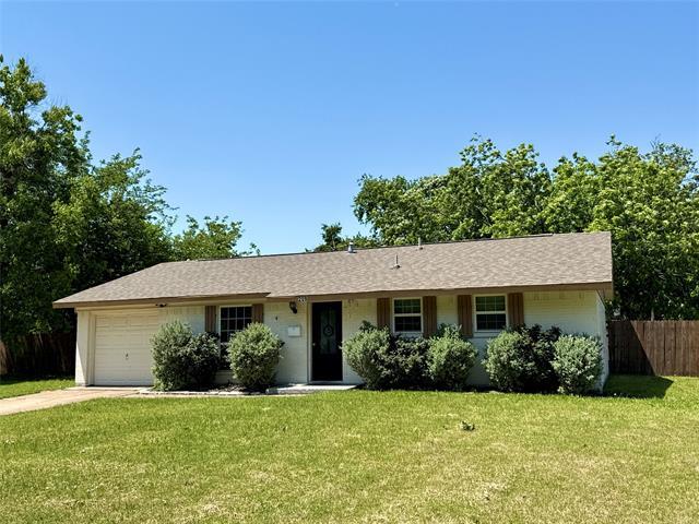 Primary Photo - 209 Pacific Cir