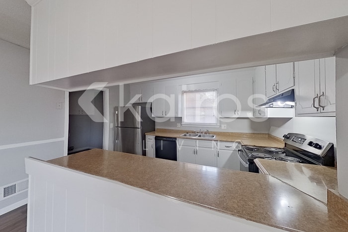 Building Photo - 340 Carterhill Dr