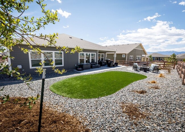 Building Photo - Luxury Ranch-Style Home for Rent | Wolf Ranch | D20 Schools | Pikes Peak Views