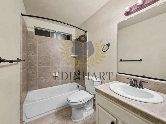 Building Photo - 2282 E Decatur Ave