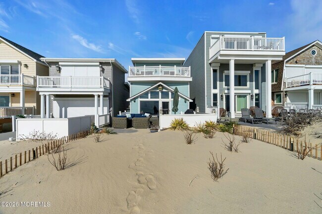 Building Photo - 55 Beach Front