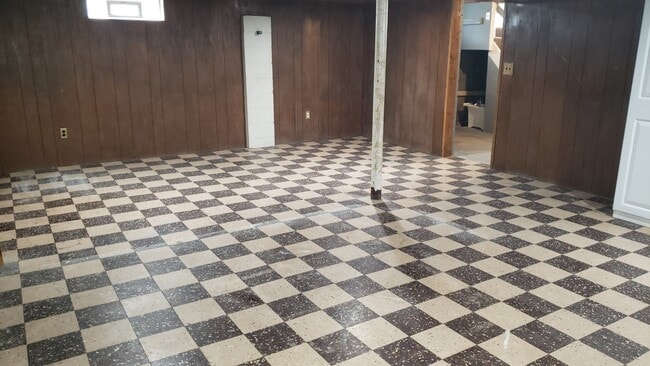 Building Photo - 28833 Groveland St