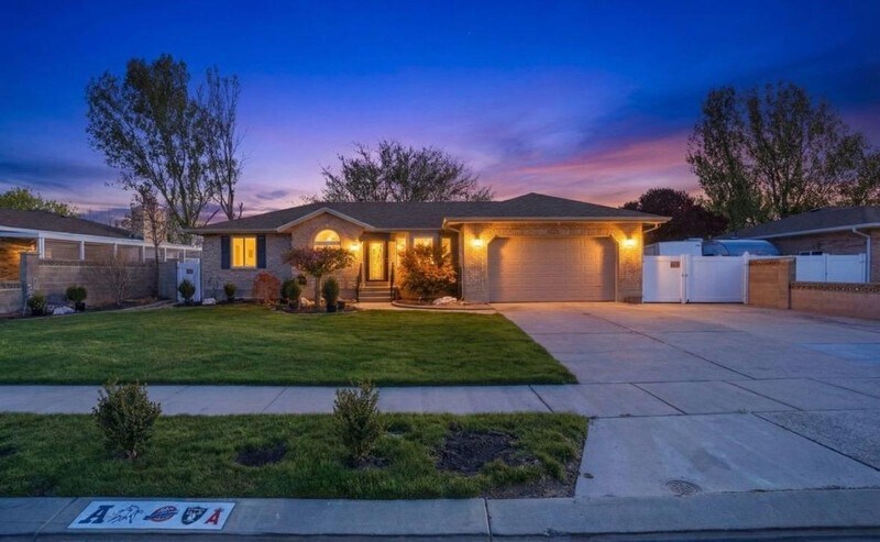 Building Photo - 9489 Kirkside Dr
