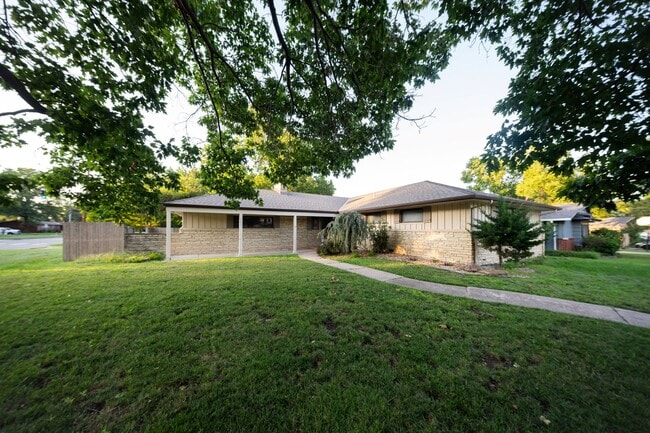 Primary Photo - Mid-Century 3 Bedroom in Pine Valley Estates