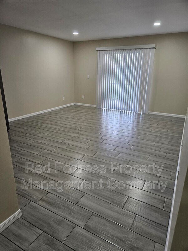 Building Photo - 5319 27th St SW