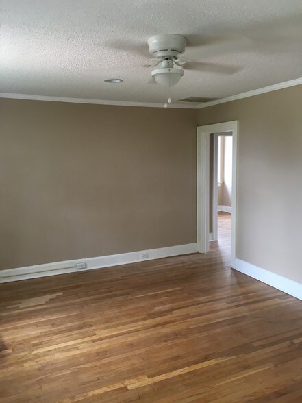Living room with hardwood floors - 2107 Sumter St