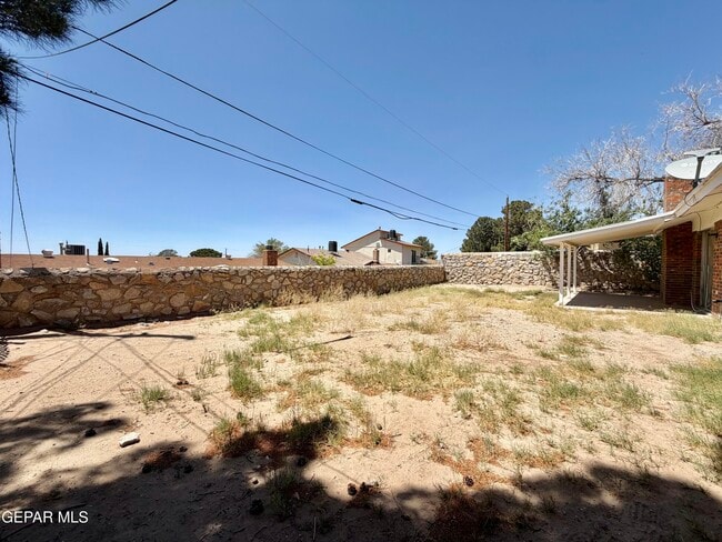 Building Photo - 317 Bright Water Ln