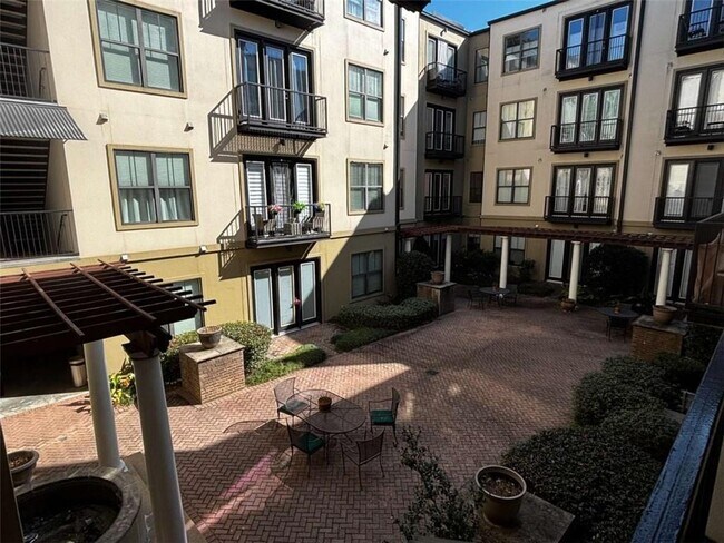 Building Photo - 5300 Peachtree Rd