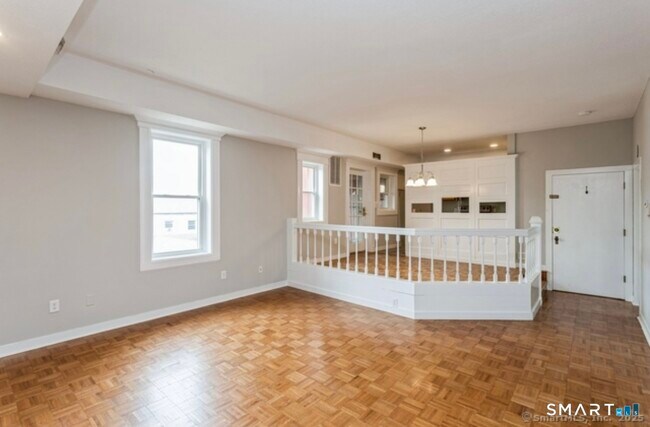 Building Photo - 71A Imlay St