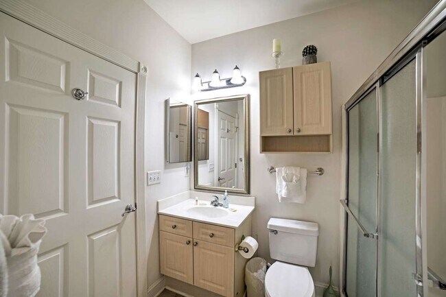 Building Photo - 4861 Luster Leaf Cir