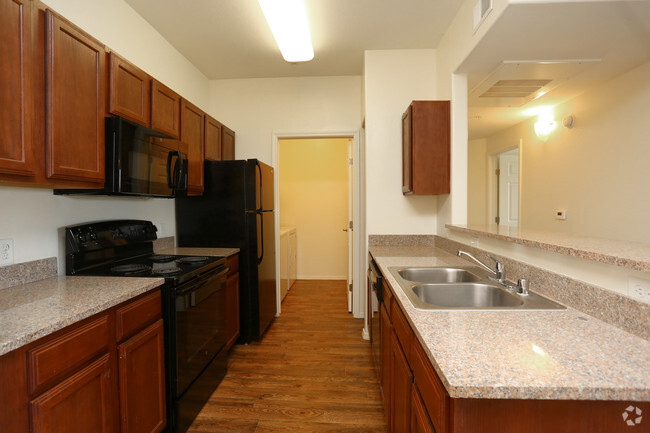 Interior Photo - Raintree Apartments