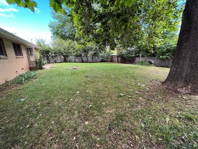 Building Photo - Great Home in Central Fort Collins