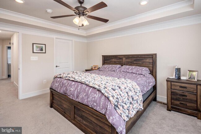 Building Photo - 618 Chalcedony Ln