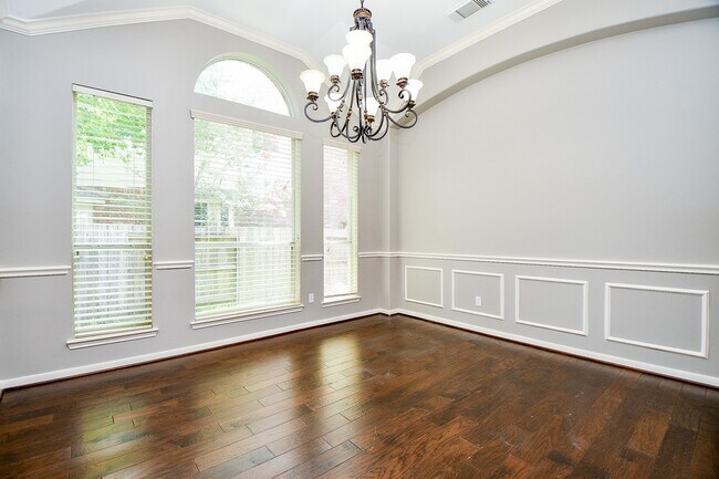 Building Photo - 25710 Caddo Passway