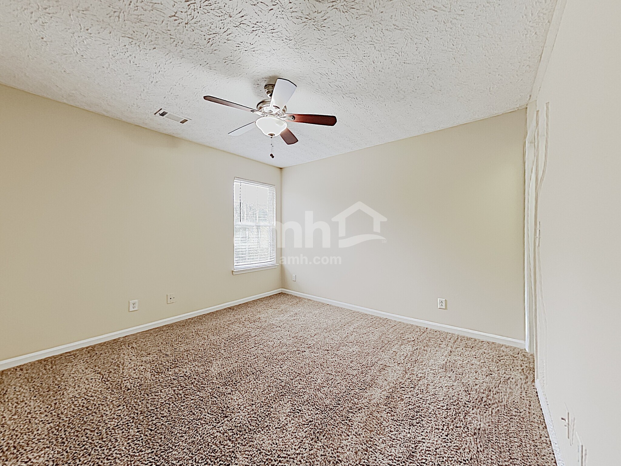 Building Photo - 1144 Stony Pt