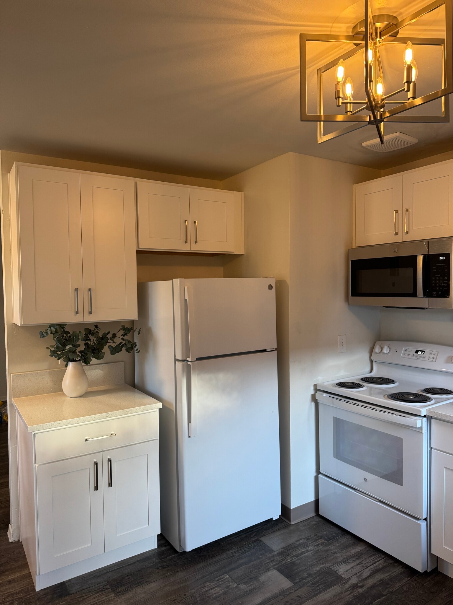 Building Photo - 9621 SE 41st Ave